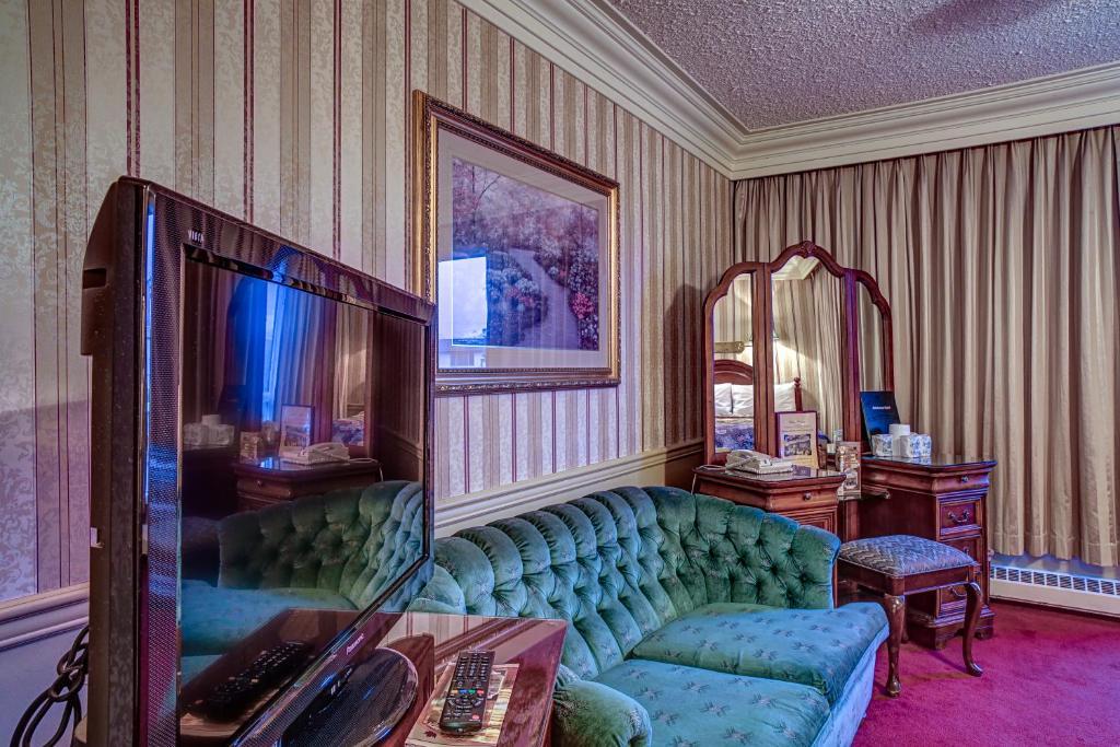 Athabasca Hotel Jasper Zimmer foto